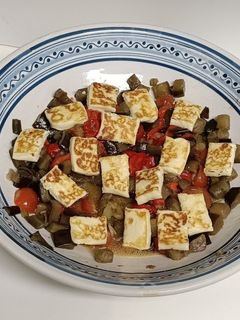 Una foto de Ensalada de berenjena