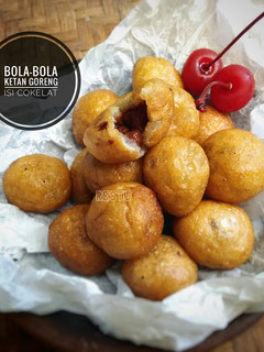 Foto resep Bola-Bola Ketan Goreng Isi Cokelat