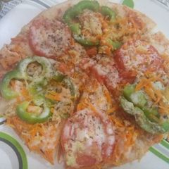 Dhokla veggies Pizza A picture of Dhokla veggies Pizza.