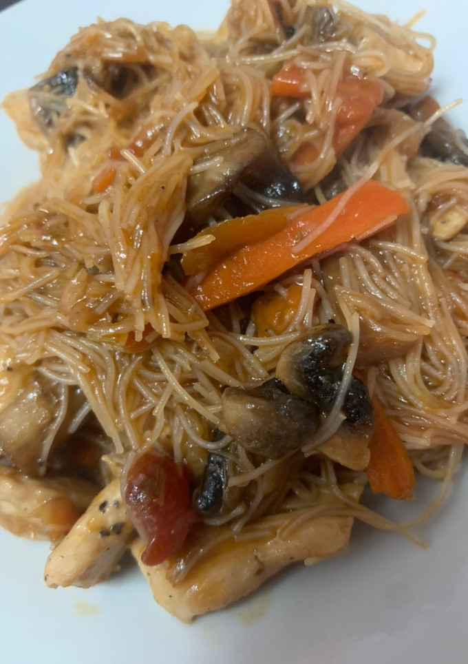 Una foto de Fideos chinos rápidos