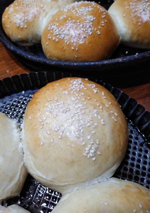 Una foto de Pan de hamburguesa 😋👌🏻