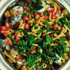 A picture of Pani puri chaat.