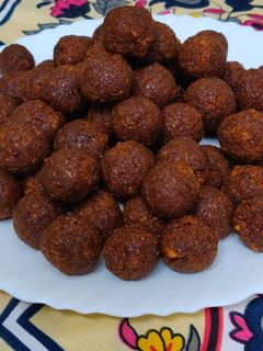নলেন গুড়ের নারকেল নাড়ু (nalen gurer narkel nadu recipe in Bengali) রেসিপির প্রধান ছবি