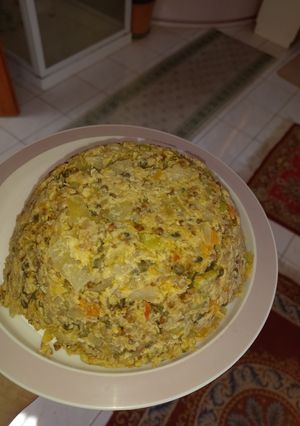 A picture of Bonduelle Cereali with Eggs, Vegan Cheese and Onions.