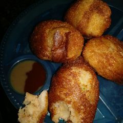 A picture of Cheese potato bread roll.