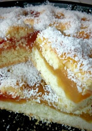 Una foto de Pastafrola con harina leudante de membrillo y batata