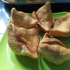 A picture of समोसा (samosa recipe in Hindi).