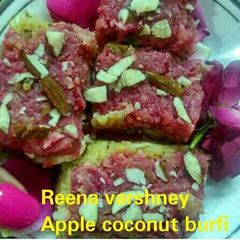 A picture of Apple coconut burfi.
