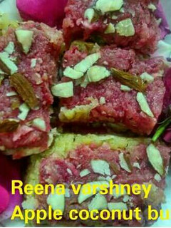A picture of Apple coconut burfi.