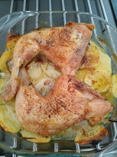 Una foto de Pollo al horno