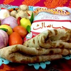 A picture of Square paratha.