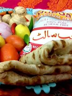 A picture of Square paratha.