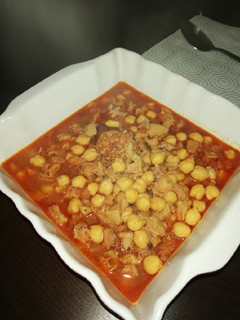Una foto de Garbanzos con callos