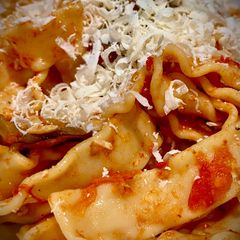 A picture of Pasta alla Norma.