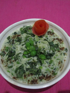 A picture of Methi matar Malai.