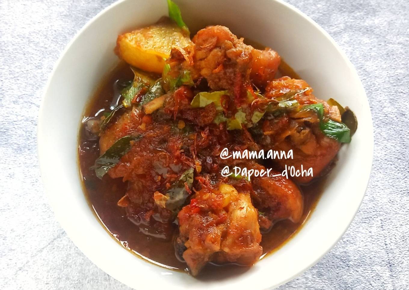 Semur ayam pedas manis