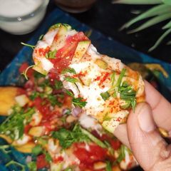 A picture of Spinach pakoda Chat.