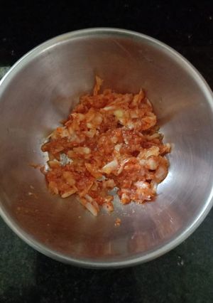 A picture of Instant garlic chutney.