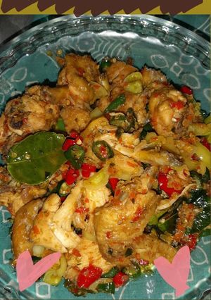 Foto resep Ayam Pedas Jeruk Purut