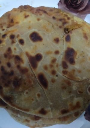 A picture of Radish Parotta.