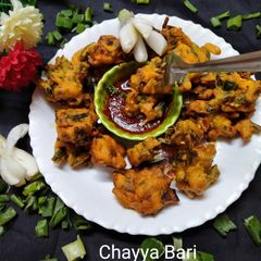 A picture of Spring_onion_pakoda.
