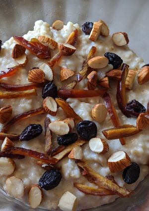 A picture of Oatmeal Healthy Breakfast.