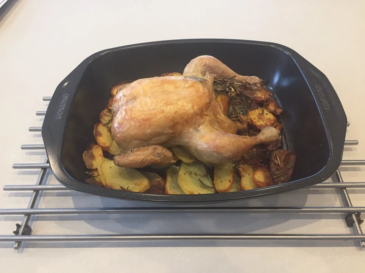 Recipe Judy’s roast chicken with crispy potatoes the Delicious Tasty