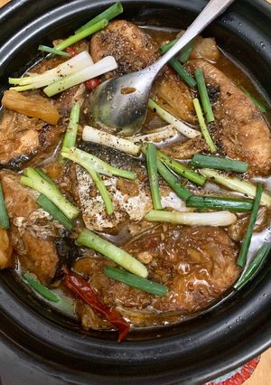 Hình của món Cá basa kho thơm.