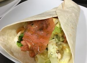 Foto principal de Wrap de salmón ahumado al aroma del eneldo
