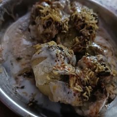 A picture of Dahi vada.