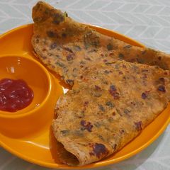 A picture of Methi jowar Thepla.