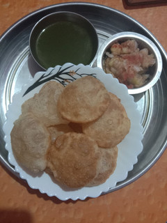 ரச பானிபூரி (Rasa paani poori recipe in tamil) செய்முறை முக்கிய புகைப்படம்