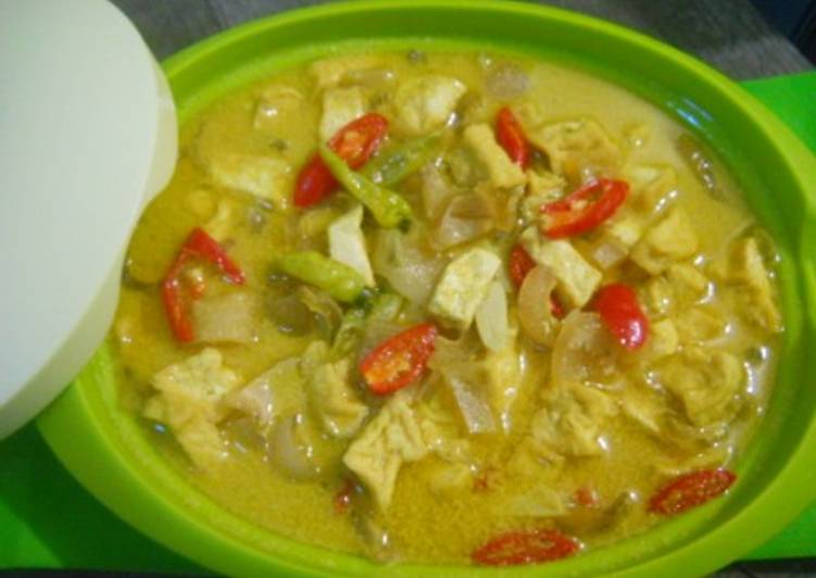 Sayur Santan Kuning Bumbu Iris