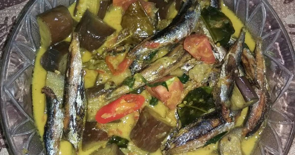 Resep 2 Terong Ikan Pindang Santan Kuning Oleh Ana Dsh Cookpad