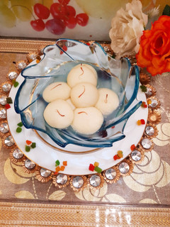 A picture of Spongy Rasgulla.