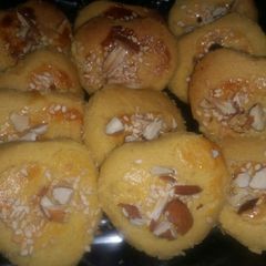 A picture of Naan khatai.