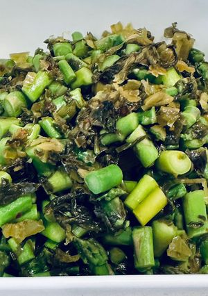 鹹菜蘆筍 的食譜成品照片