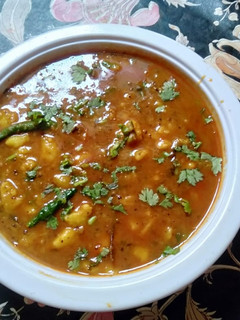 आलू की सब्जी (aloo ki sabzi recipe in Hindi) रेसिपी मुख्य फोटो