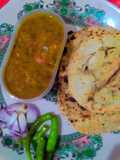 Amritsari Dal and Chur Chur Naan