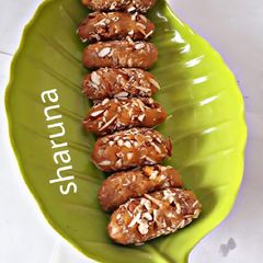 A picture of Mango dry fruit rolls.