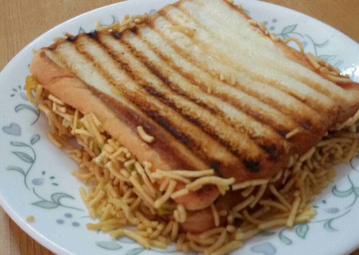 Besan Chilla Sandwich