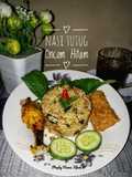 Nasi Tutug Oncom Hitam