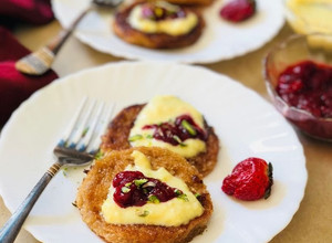 A picture of Shahi tukda French toast.