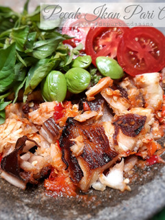 Foto resep Pecak ikan pari asap (sambel panggang)