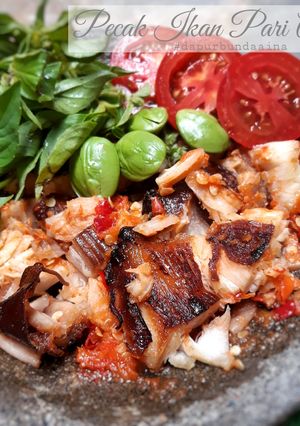 Foto resep Pecak ikan pari asap (sambel panggang)