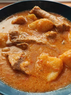 Una foto de Costillas con patatas Monsieur Cuisine