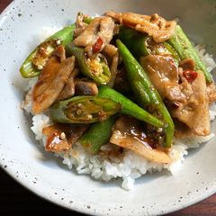 A picture of Okra & Pork Rice Bowl.