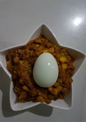 A picture of Adalu.