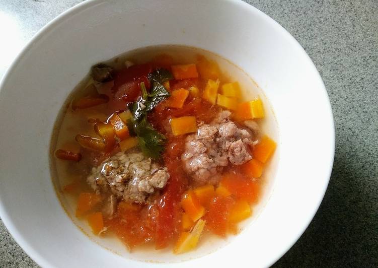 Resep Sup Kaldu Daging Sapi Wortel Tomat Menu Anak Balita simple mudah yang Lezat