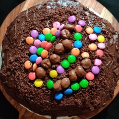 A picture of Dark Chocolate Cake.